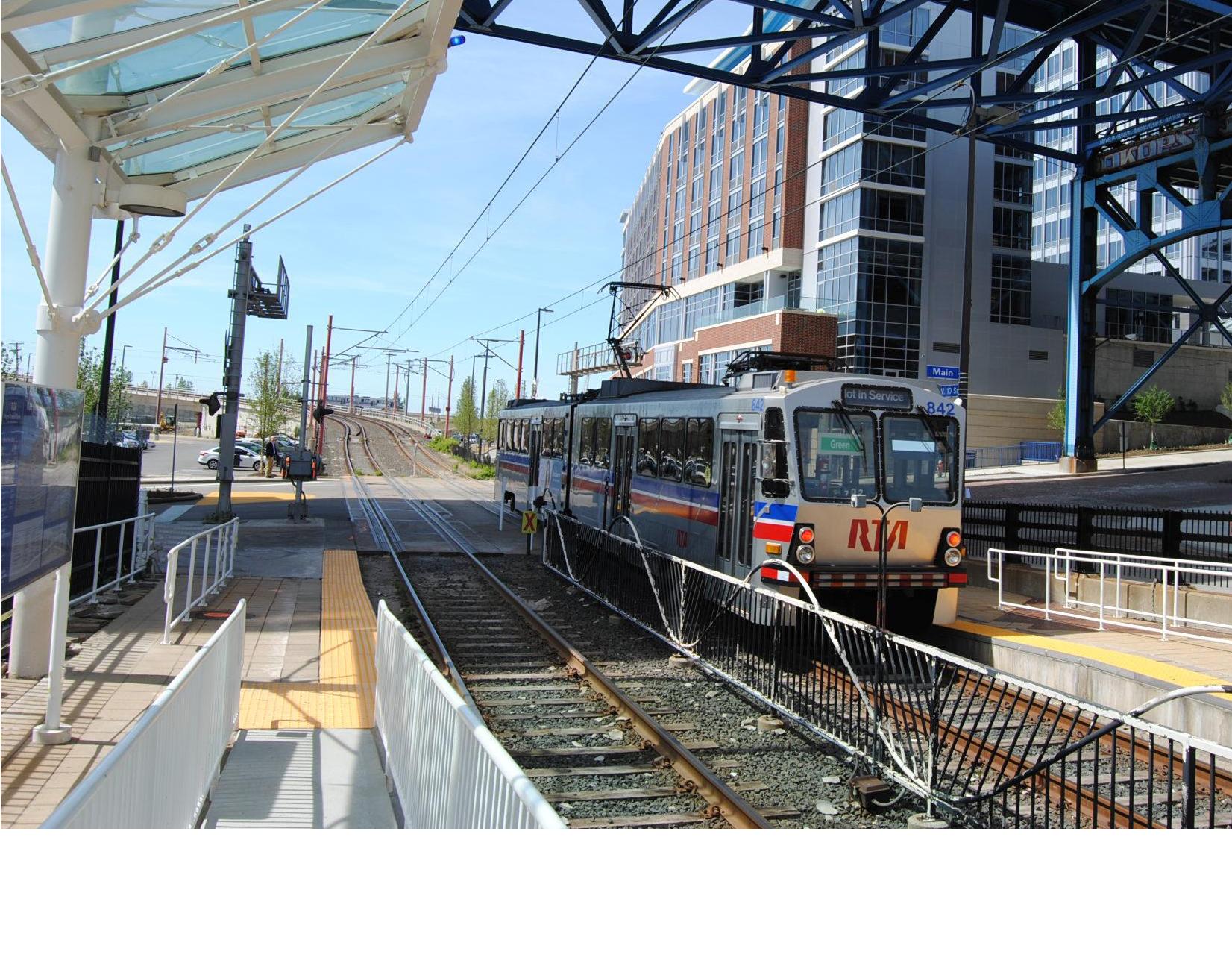  May 30: Waterfront Line opens seven days a week