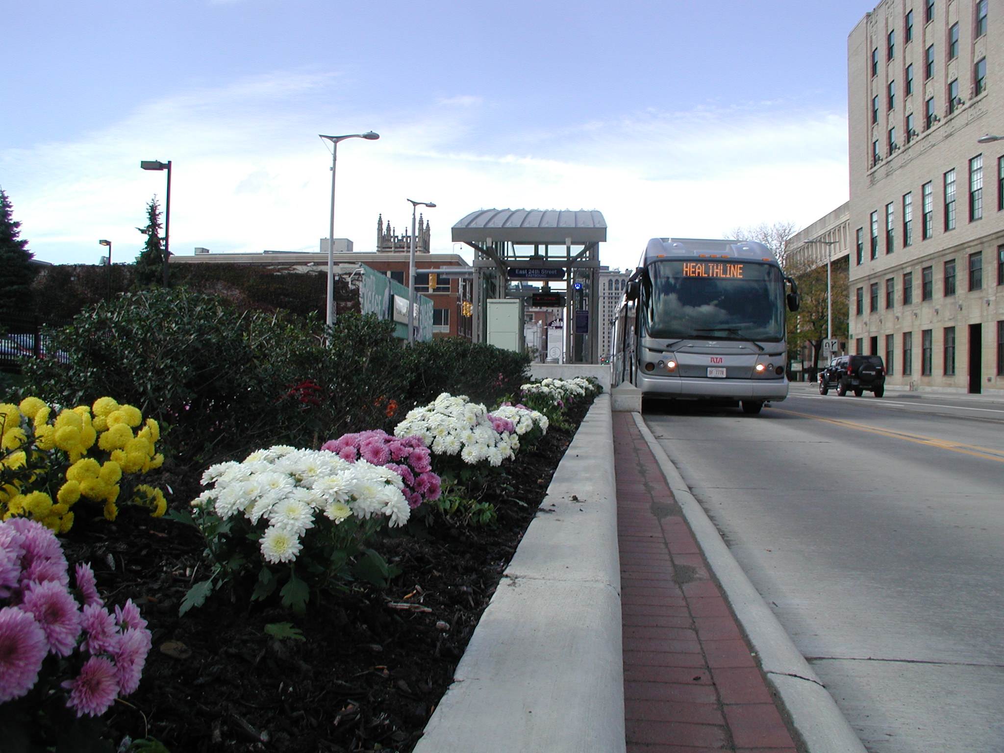  RTA's HealthLine -- the world-class standard for BRT service