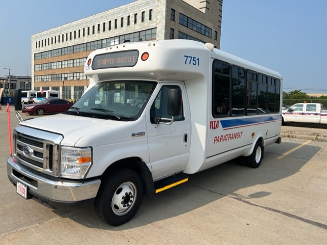 25' Ford - Eldorado Cut-a-way Bus (similar to Airport shuttle)