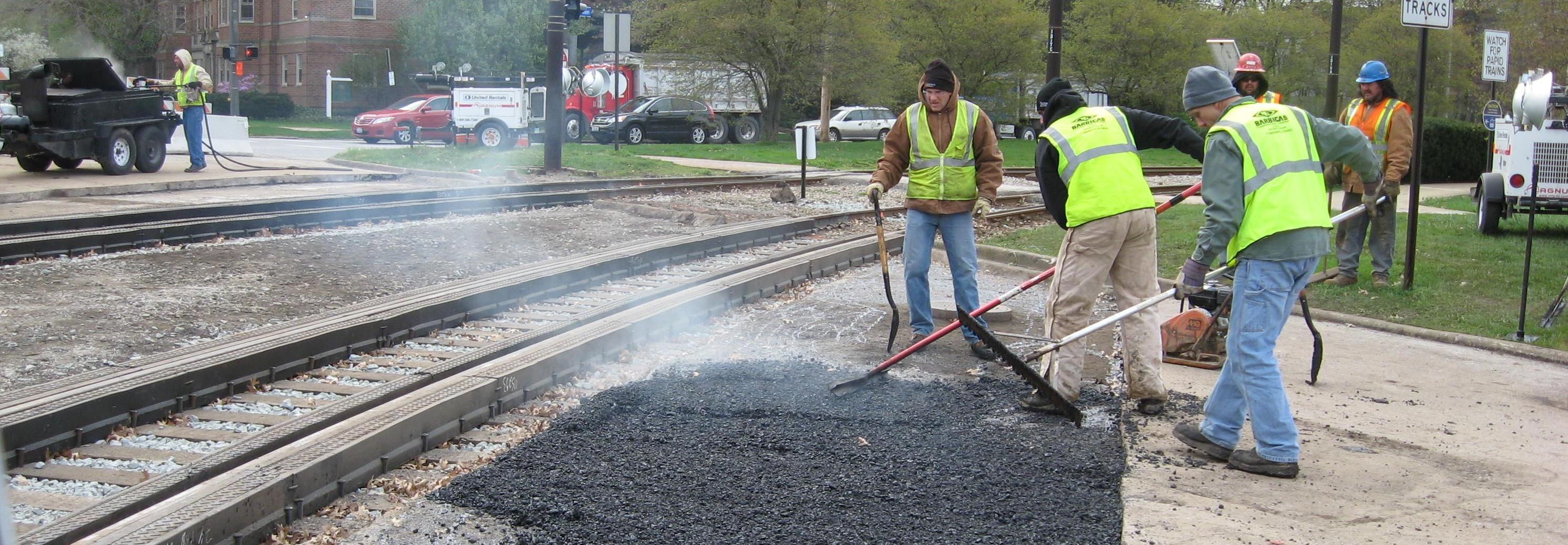  April 19-21: Grade crossing work shuts down Green Line Rapid